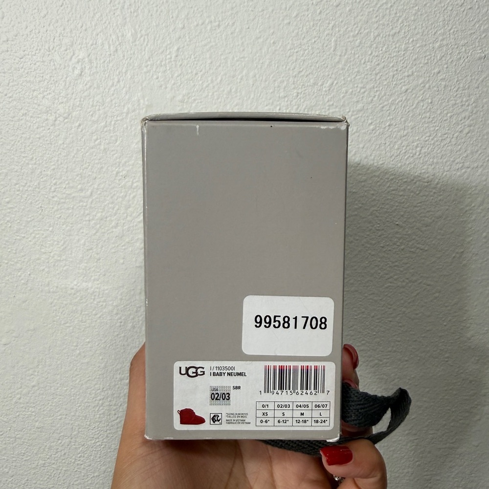 UGG Crimson Infant Booties size 2/3 - Picture 6 of 8